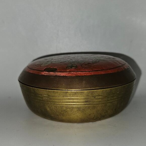Vintage Brass Trinket Box 4" Red Enamel Floral Inlay Round Jewelry Powder Case - Picture 5 of 8
